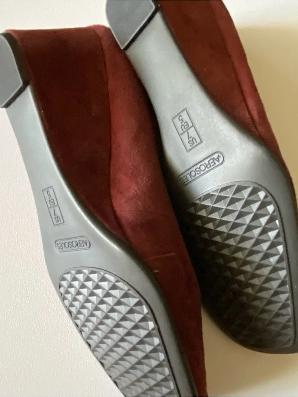 AEROSOLES Vintage Square Toe Burgundy Suede Wedge Pumps